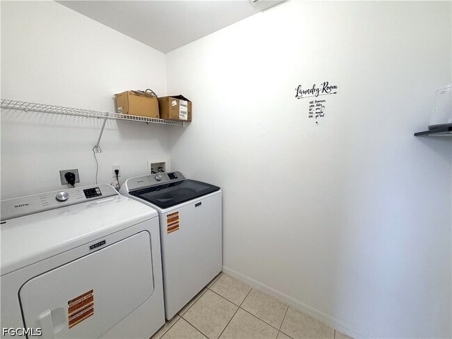 Building Photo - 4013 Palm Tree Blvd