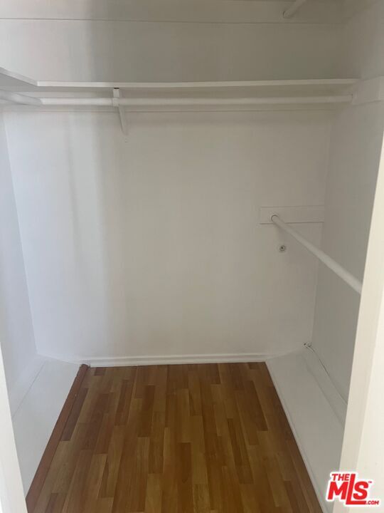 Building Photo - 416 N Oakhurst Dr