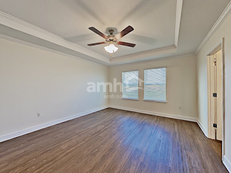 Building Photo - 4632 Reisswood Loop