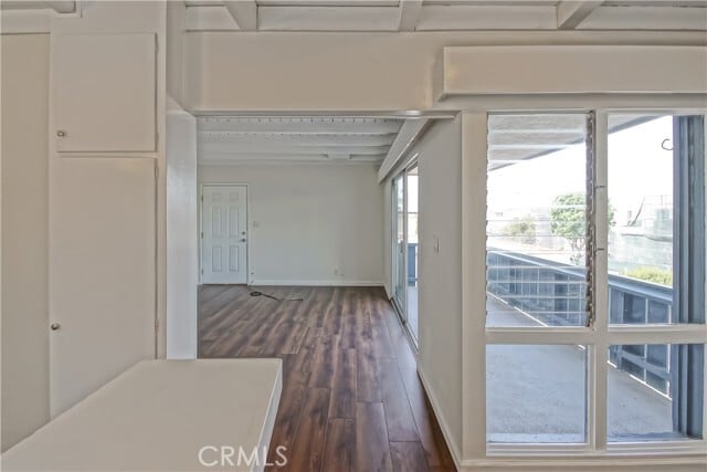 Building Photo - 440 Rosecrans Ave