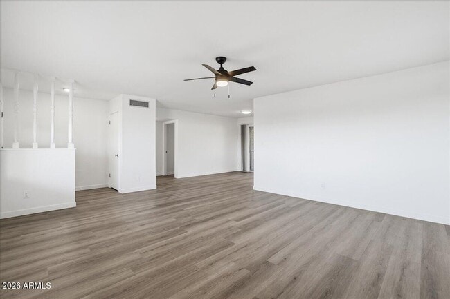 Building Photo - 6408 E Butte St