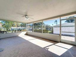 Building Photo - 1001 Chinaberry Rd