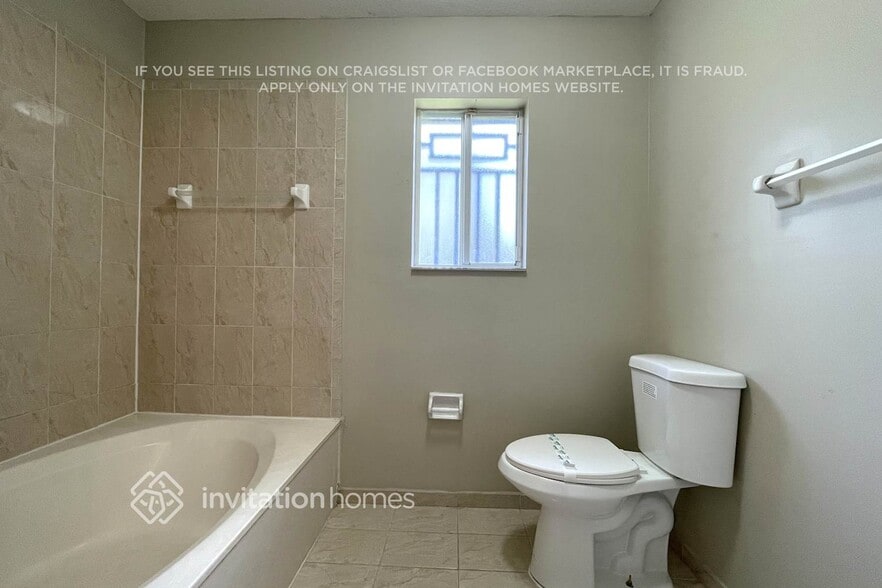 Building Photo - 26331 SW 134th Ct