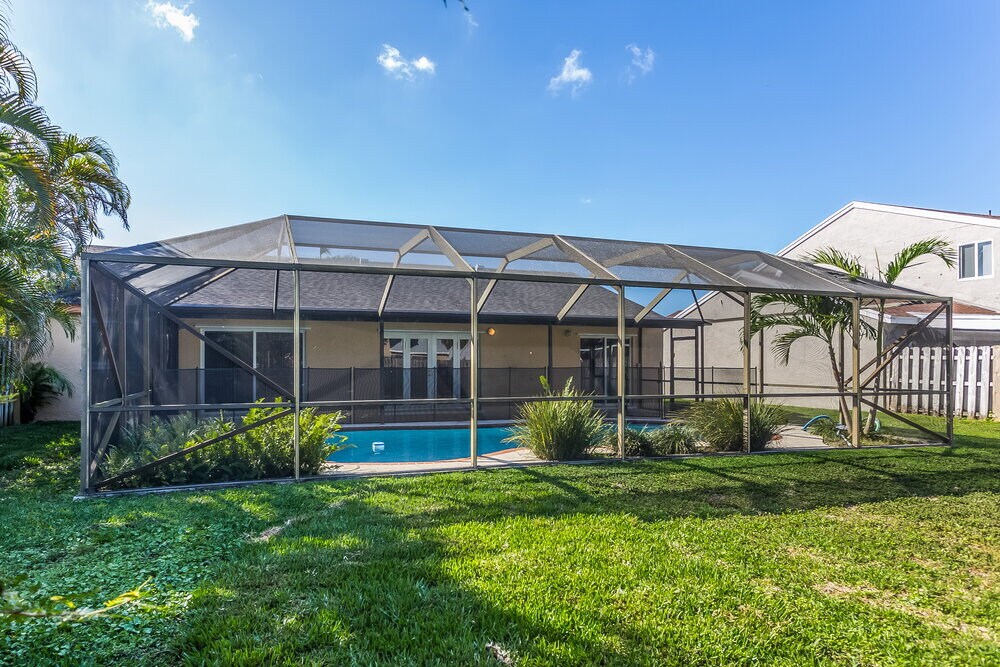 Building Photo - 9970 Robins Nest Rd