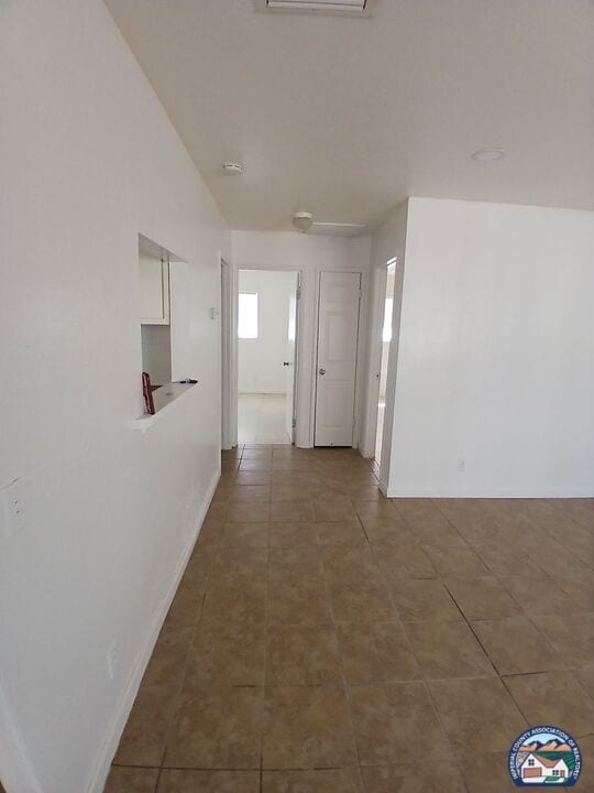 Building Photo - 162 W Alamo St