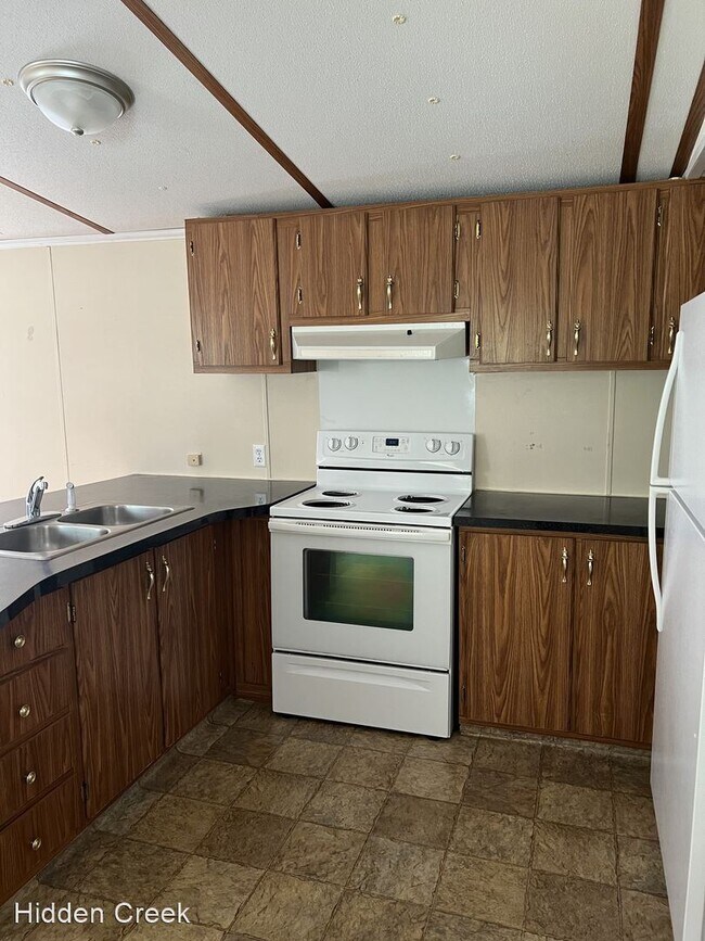 Building Photo - 2 br, 1 bath House - 235 Monarch Lane