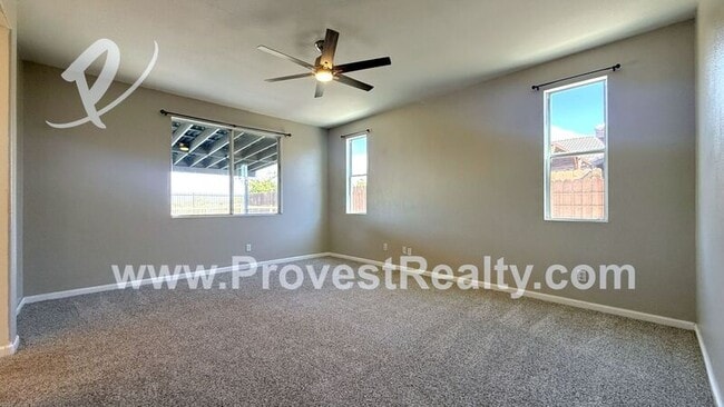 Building Photo - 9115 Honeysuckle Ave