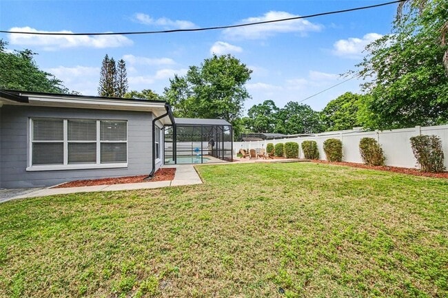 Building Photo - 1026 S Lakemont Ave