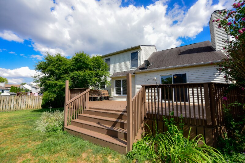 Building Photo - 5710 English Rose Dr