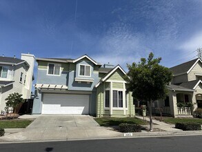 Building Photo - 2065 Mckenzie Pl