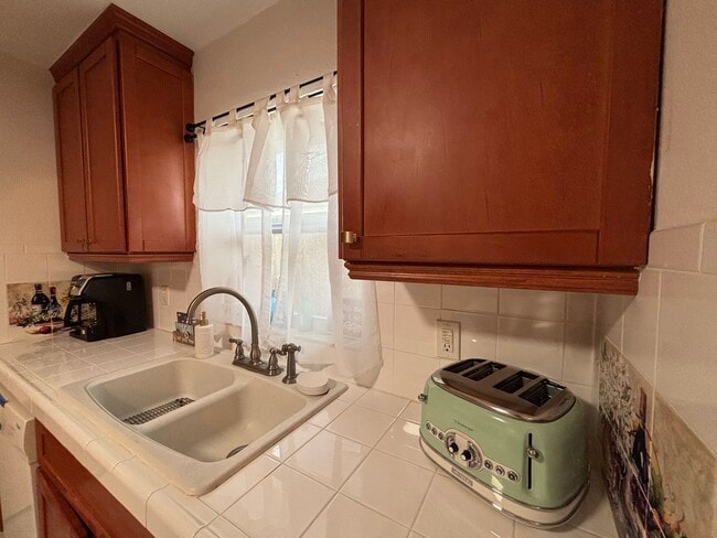 Building Photo - 44 Capistrano Dr