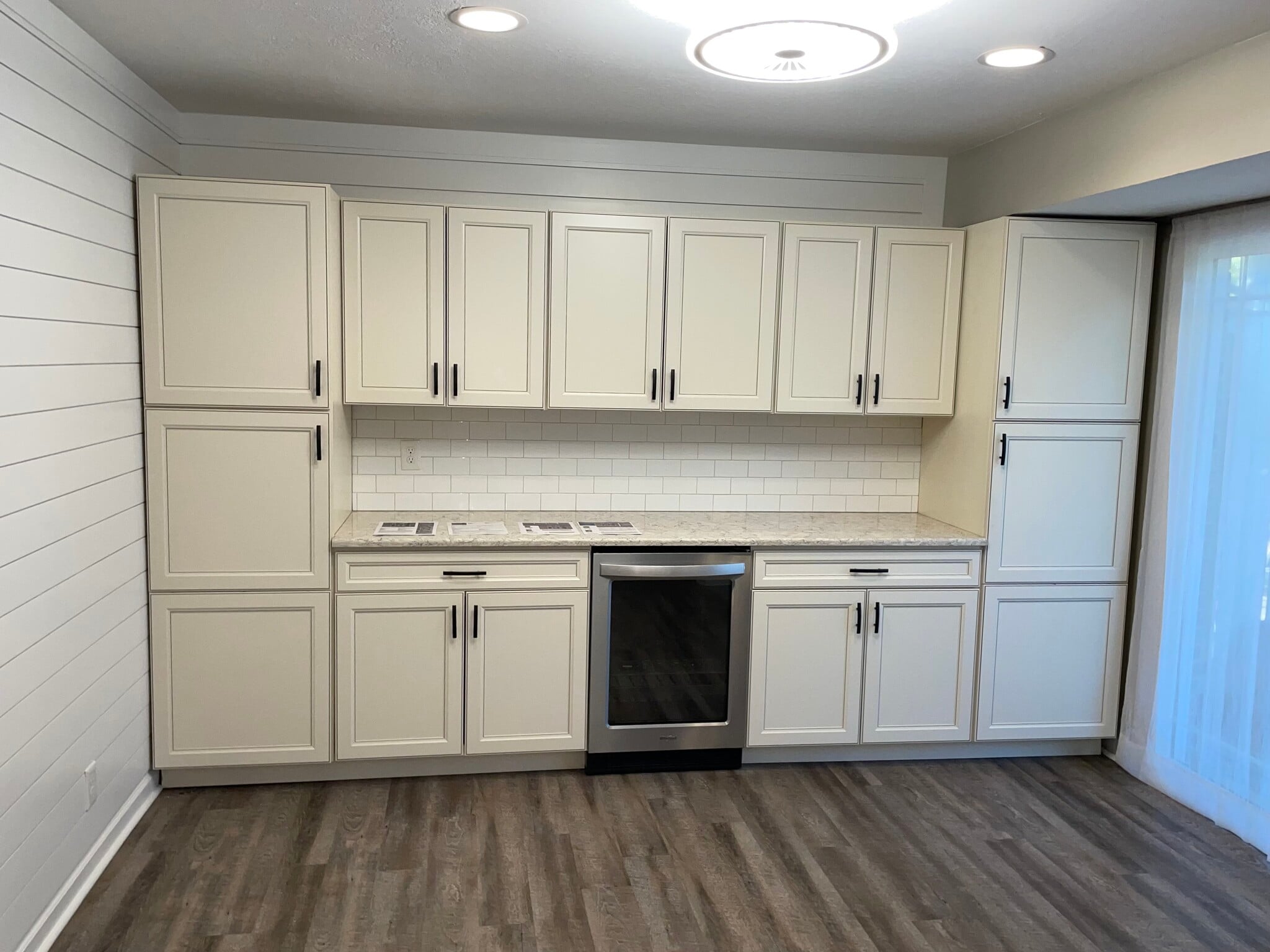 Kitchen - 1010 Country Club Rd