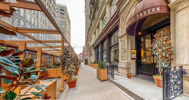 Building Photo - 96 Fifth Avenue