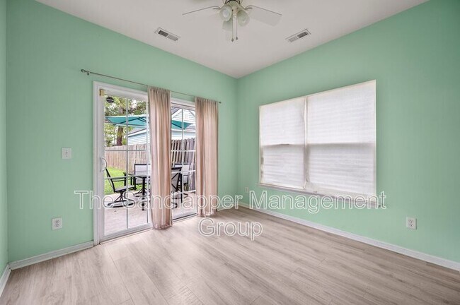 Building Photo - 7430 Northgate Dr