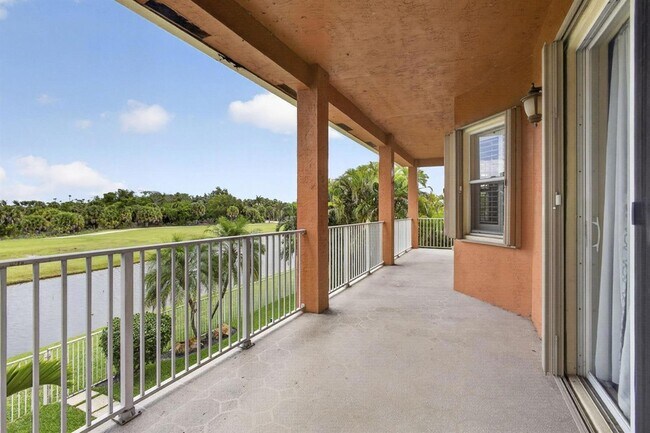 Building Photo - 1724 Annandale Cir