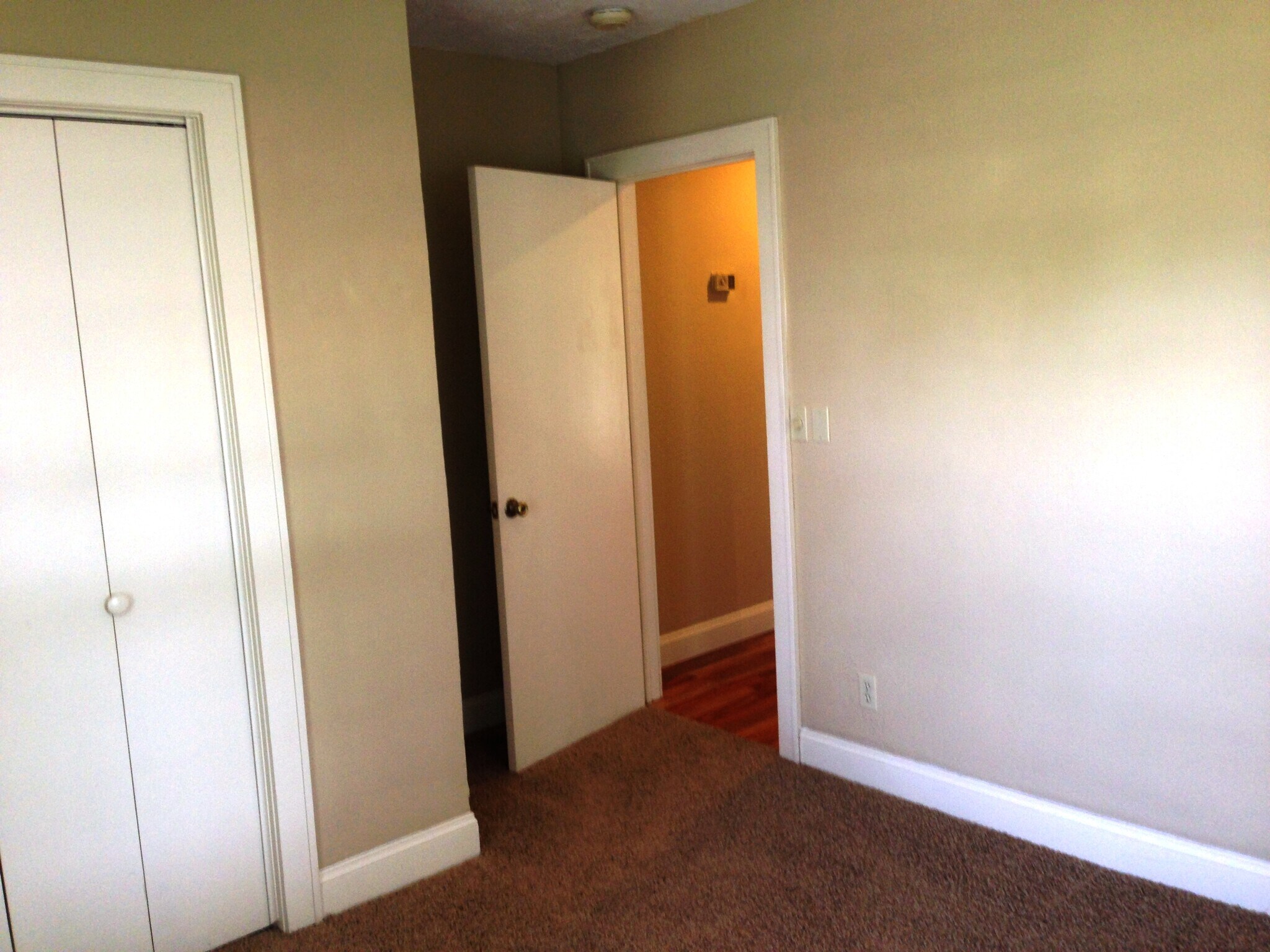 Bedroom #1 - 731 Jenkins Ave
