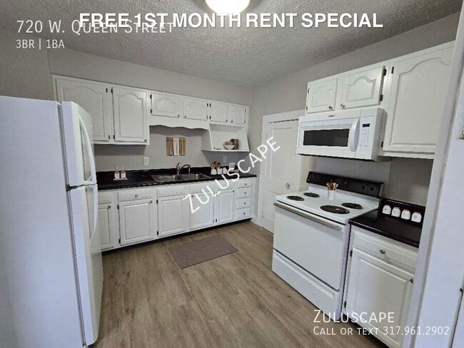 Building Photo - FREE 1st Months Rent! Brand New 3/1 Next t...