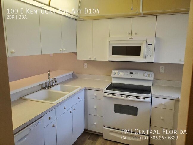 Building Photo - 2 Bed 2 Bath Condo for Rent in Deland