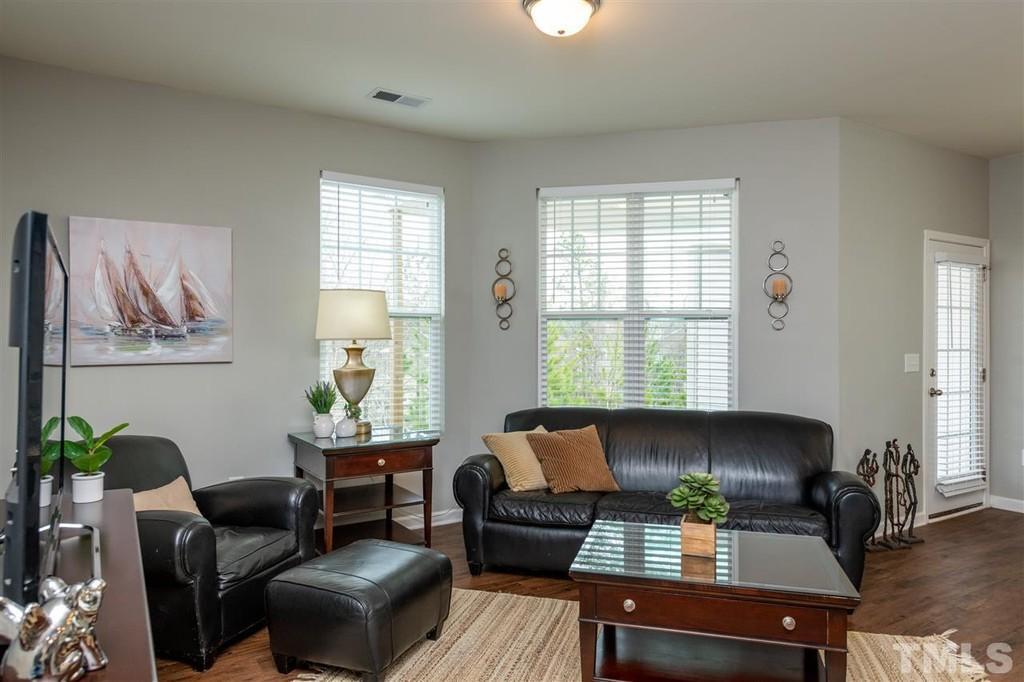 Building Photo - 1117 Neighborly Way