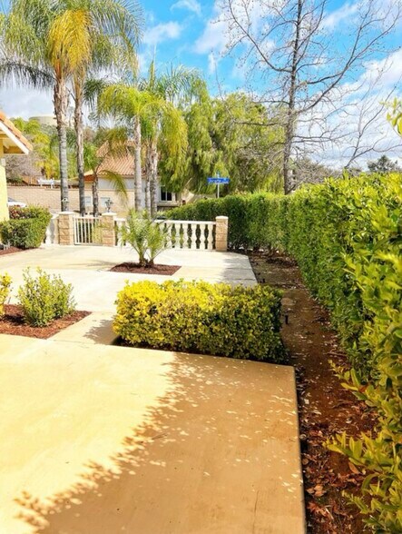 Building Photo - 24607 Jacarte Dr
