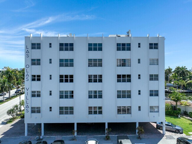 Building Photo - 1770 E Las Olas Blvd