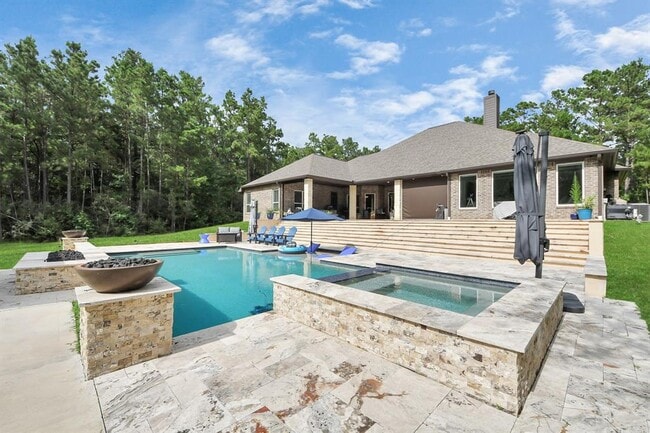 Building Photo - 130 Bighorn Rd