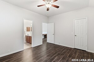 Building Photo - 922 Desert Bluff