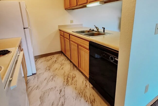 Building Photo - 125 W Harrington Rd