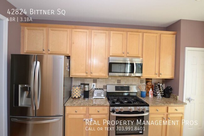 Building Photo - 42824 Bittner Square