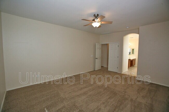 Building Photo - 14443 W Hearn Rd