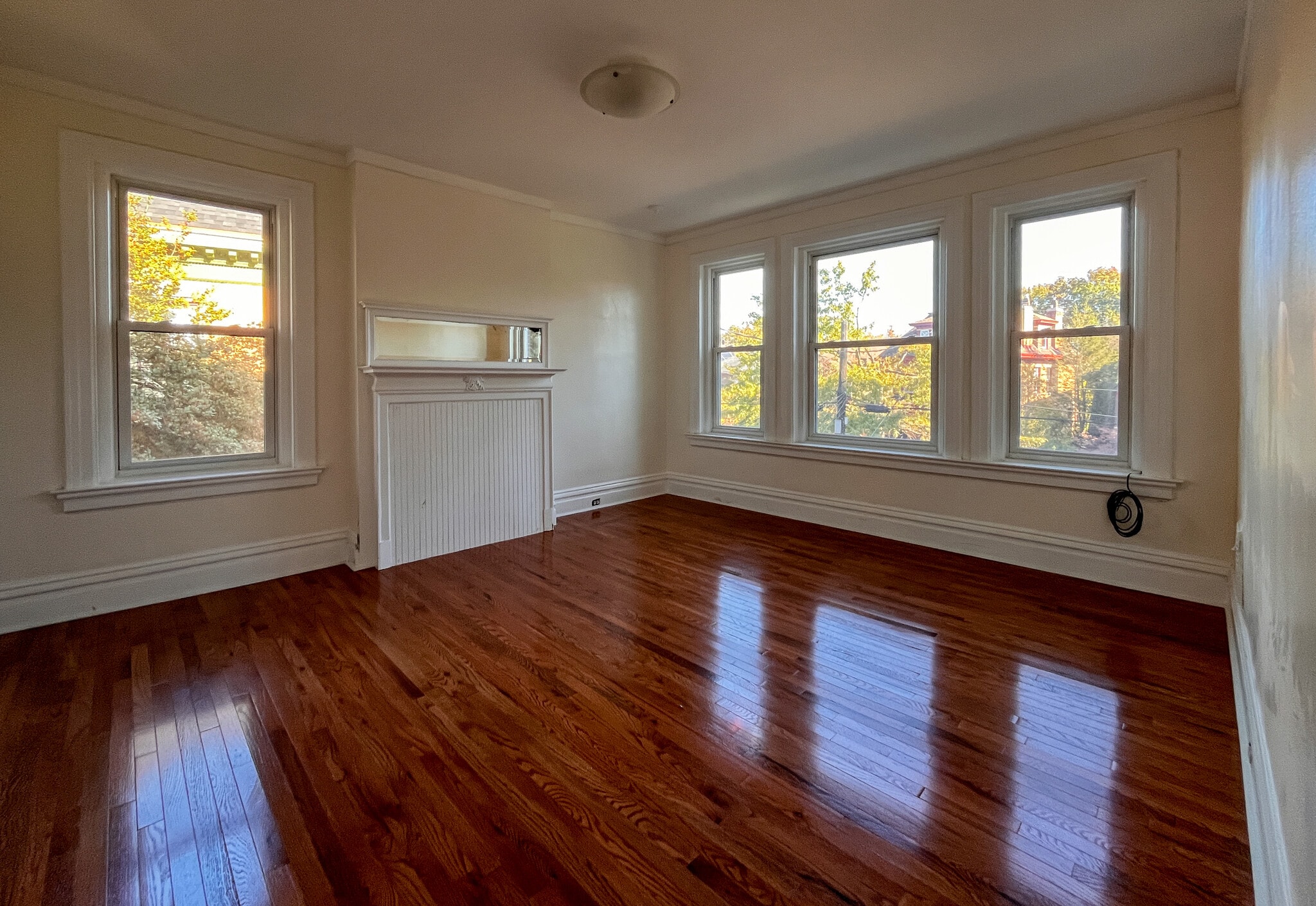 Building Photo - 926 Savannah Ave