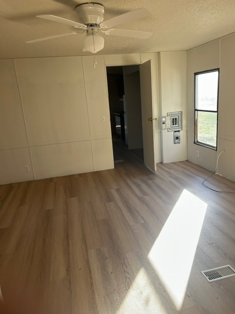 Building Photo - 8379 Parkview Ln