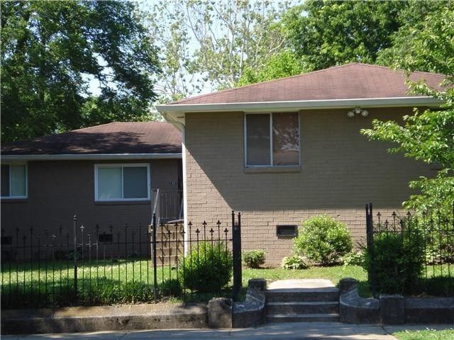 Primary Photo - 1401 Arthur Ave