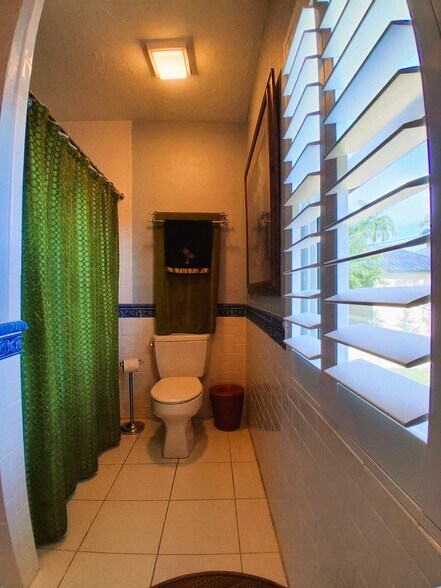 Building Photo - 451 Woodland Dr