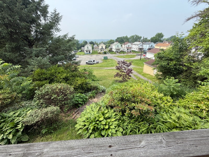 Building Photo - 102 W Chartes St