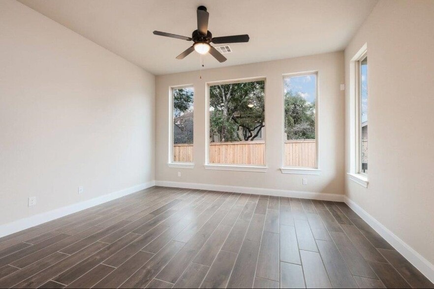 Living Room - 11330 Cottage Grove