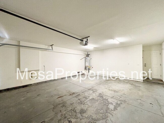 Building Photo - 15091 Brown Ln