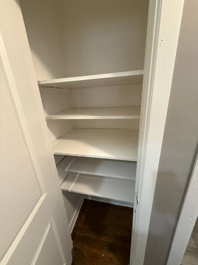 Building Photo - 6341 Archdale St