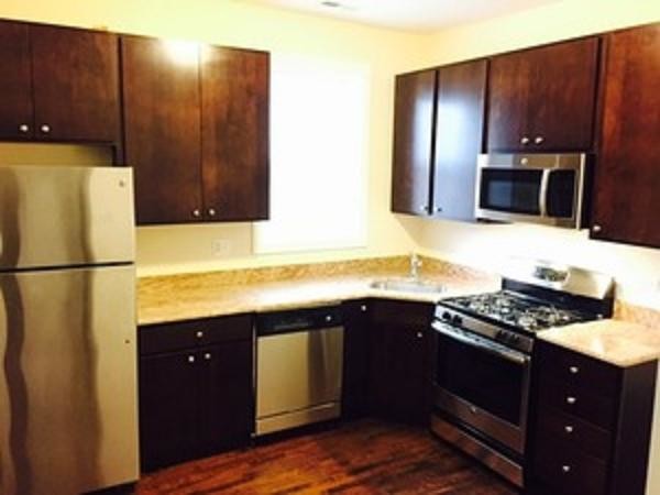 Primary Photo - 2765 W Francis Pl
