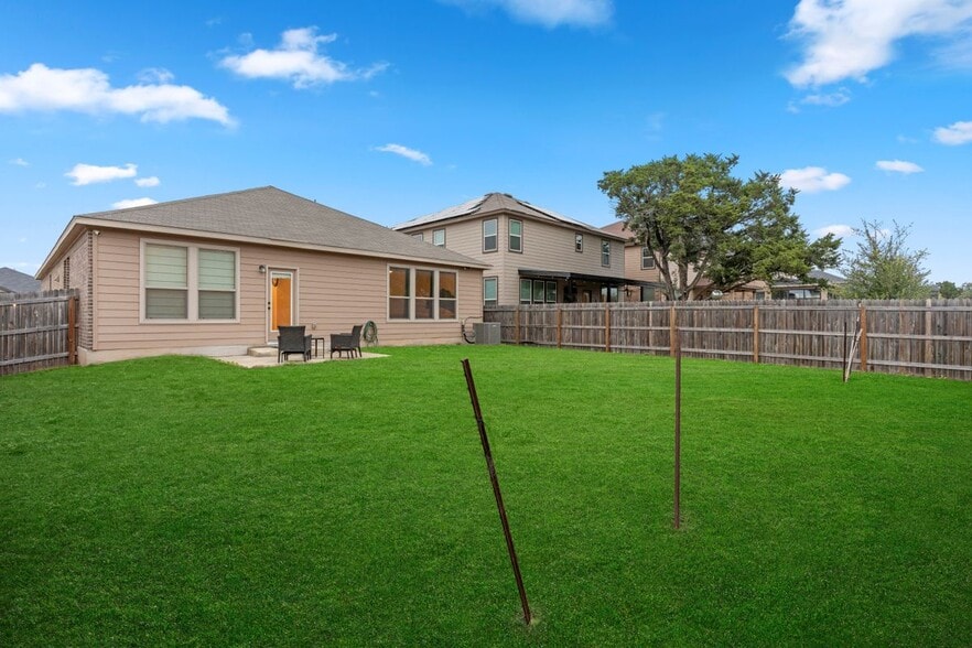 Building Photo - 5714 Agave Spine