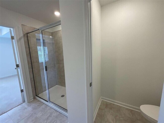 Building Photo - 5716 Schelton Pl