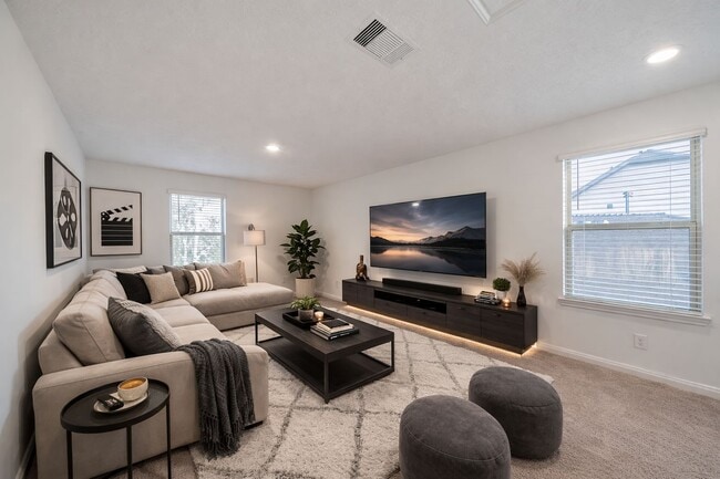 Building Photo - 27618 Mesabe Dr