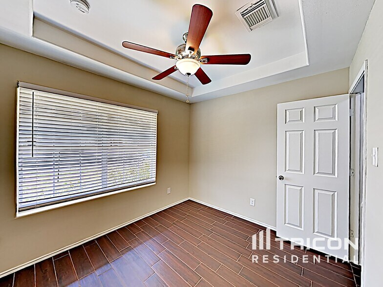 Building Photo - 12713 Rio Brazos St