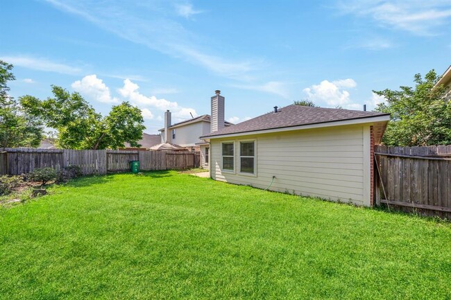 Building Photo - 16627 Sperry Gardens Dr