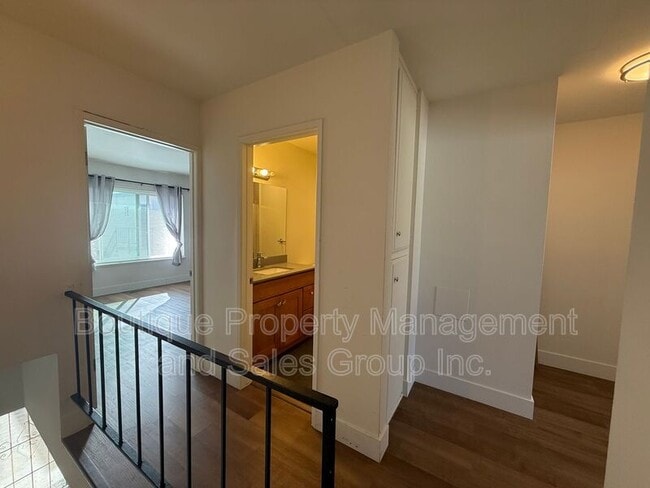 Building Photo - 11086 El Amarillo Ave