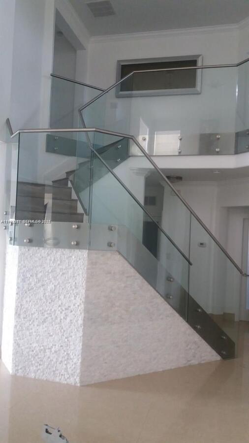 Building Photo - 7903 NW 111th Ct