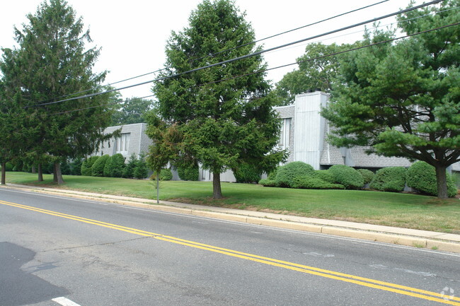 Building Photo - Ocean Pines