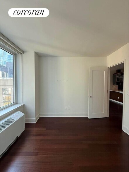 Building Photo - 60 Riverside Blvd