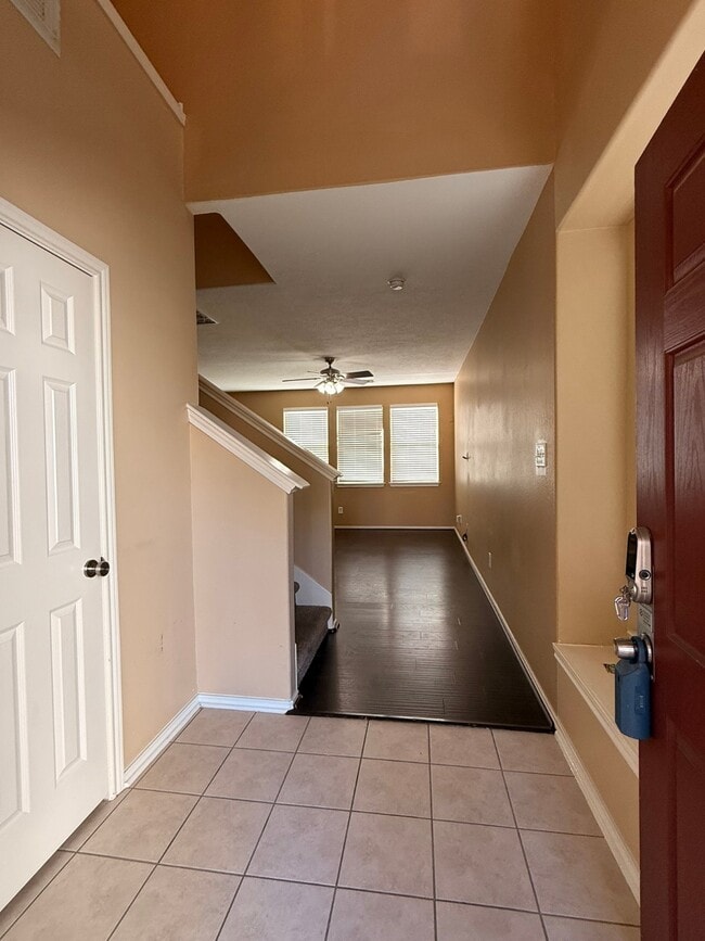 Building Photo - 14311 Mirkwood Ln