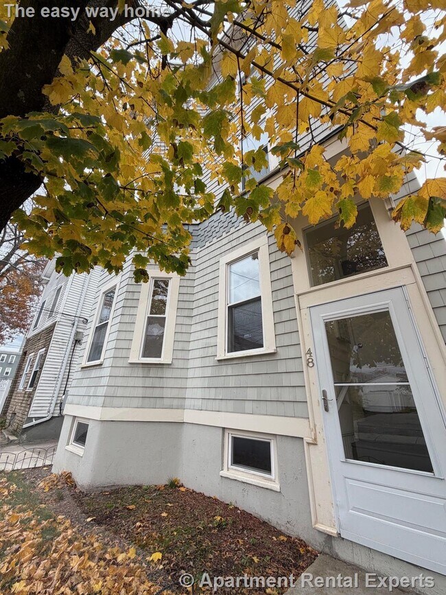 Primary Photo - 48 Porter St